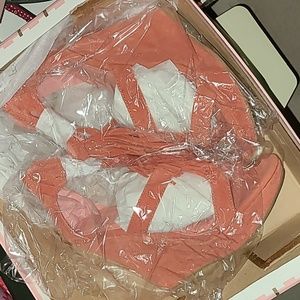 Sandals Suede Color is Coral Never Worn